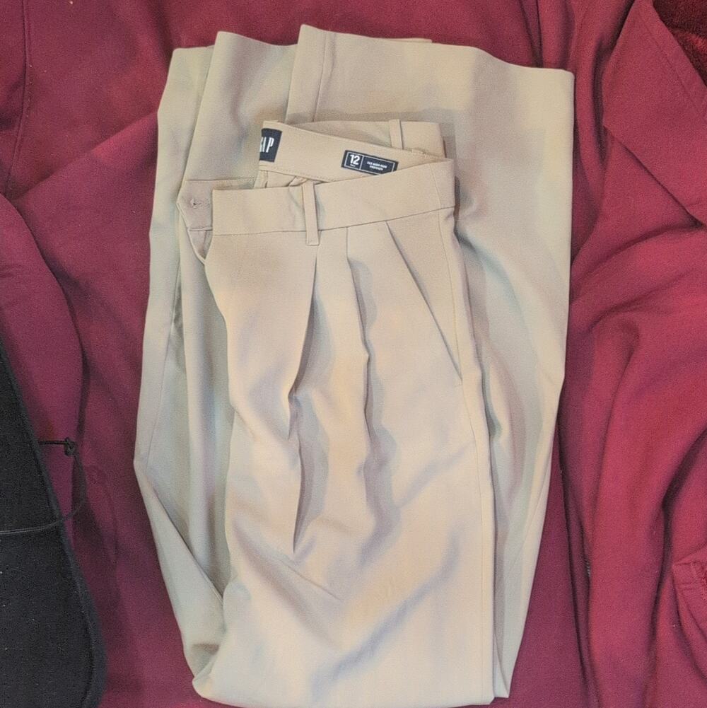 GAP Women's Beige Solid Pleated High-Rise Dress Pants, 12 Tall, Zip Hook & Eye